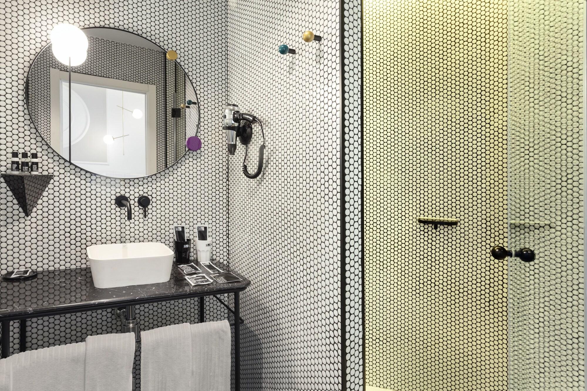 One Shot Fortuny Hotel Madrid
